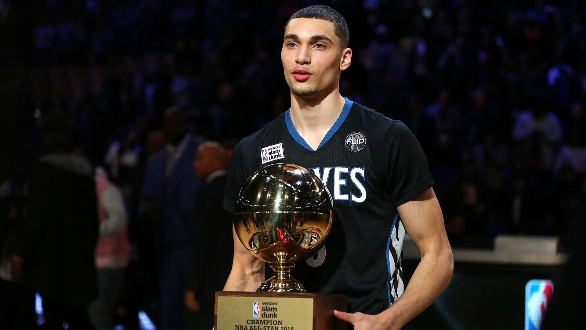 开云官网2026-篮网对阵尼克斯,切特持续制造杀伤,纽约德比见证新星崛起